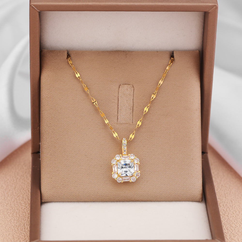 Elegant Gold-Plated Necklace with Sparkling Zircon Pendant – Timeless Glamour