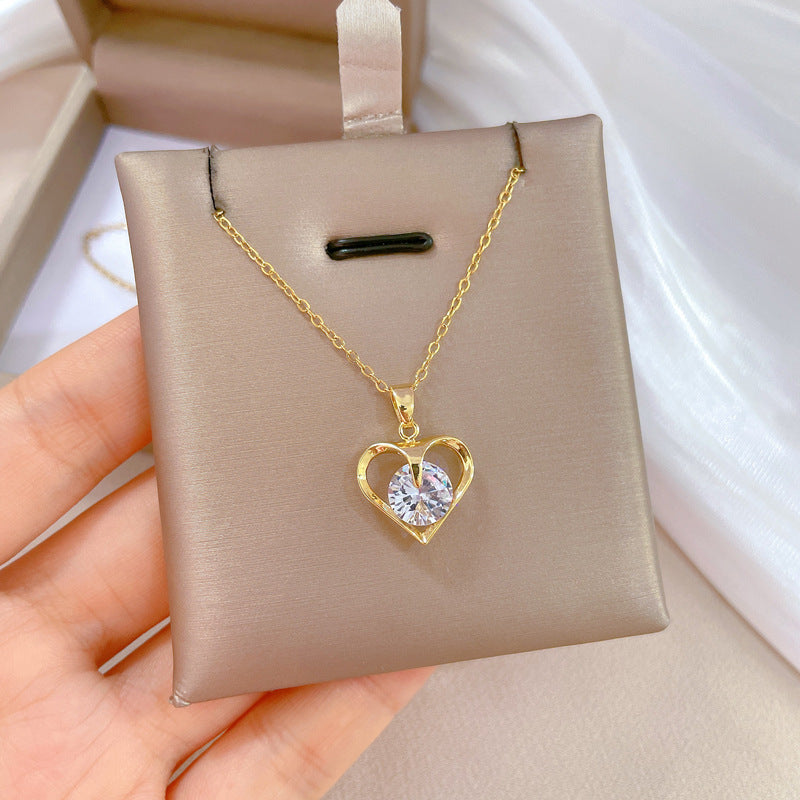 Radiant Golden Heart Necklace – Where Love Meets Luxury