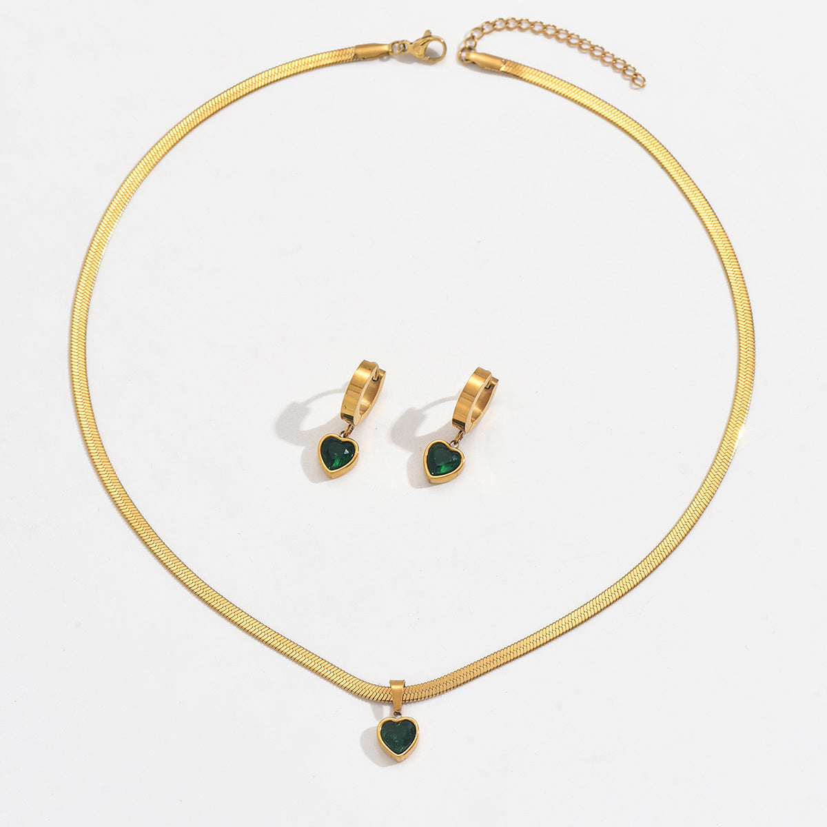 “18K Gold Plated Green Heart Jewelry Set – Waterproof, Hypoallergenic Necklace & Earrings for Women, Perfect Gift for Any Occasion”