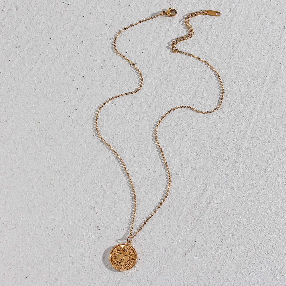 Luxury Gold Sun Necklace – Timeless Radiance & Elegance