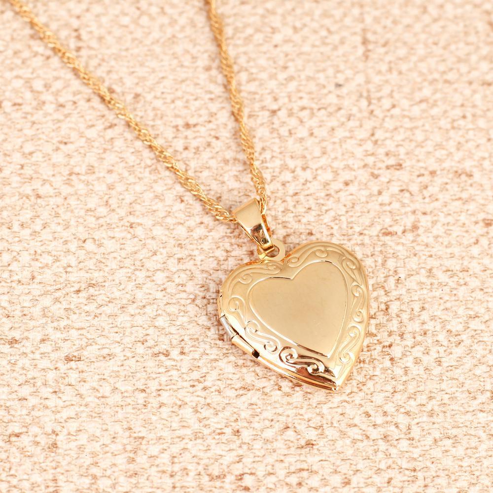 Heart Locket Necklace – Timeless Gold Pendant for Memories & Love
