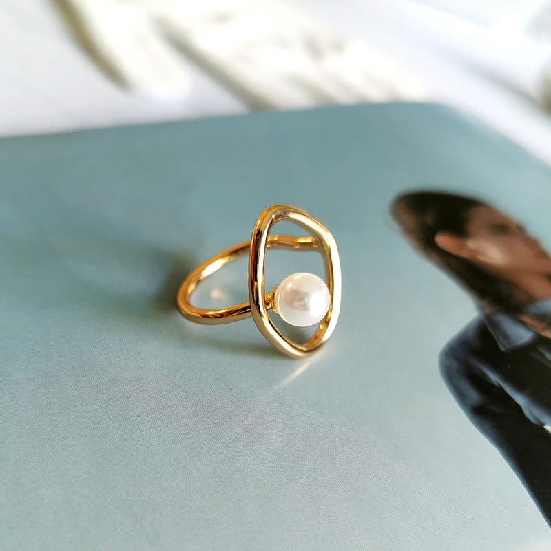 Luxury Adjustable Gold Pearl Ring – Elegant & Timeless Design