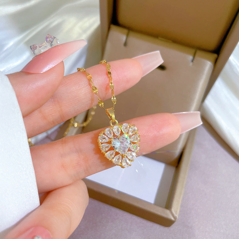 Elegant Heart Pendant Necklace – Sparkling Crystal in Gold Chain