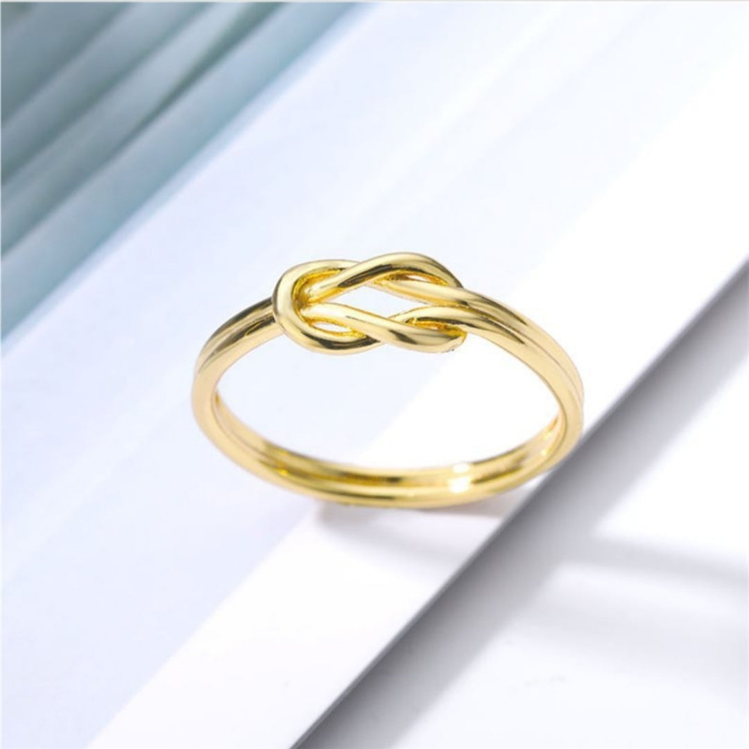 Elegant Gold Knot Adjustable Ring – Symbol of Love & Unity