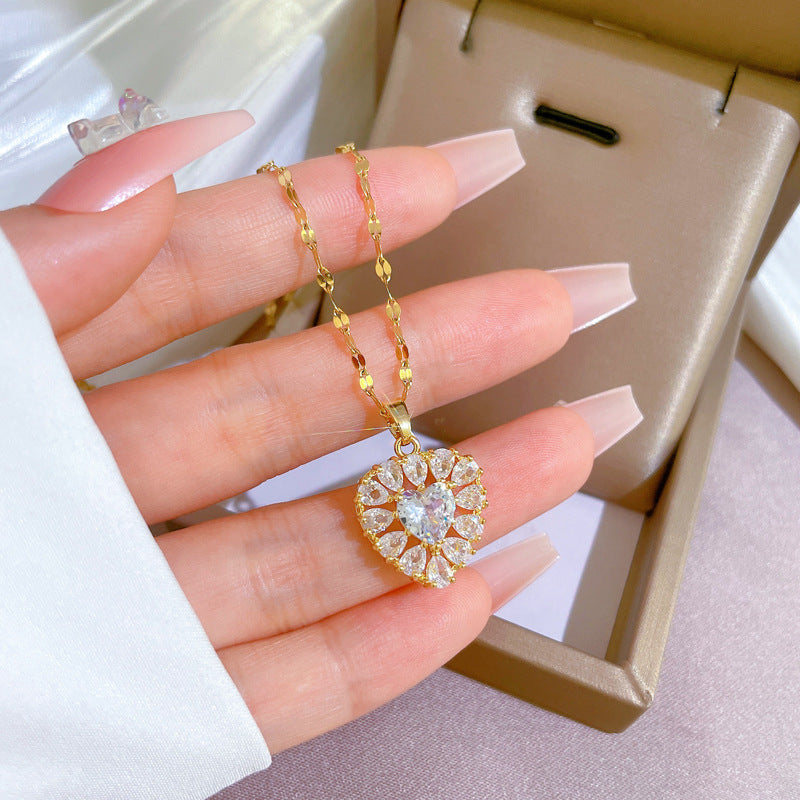 Elegant Heart Pendant Necklace – Sparkling Crystal in Gold Chain