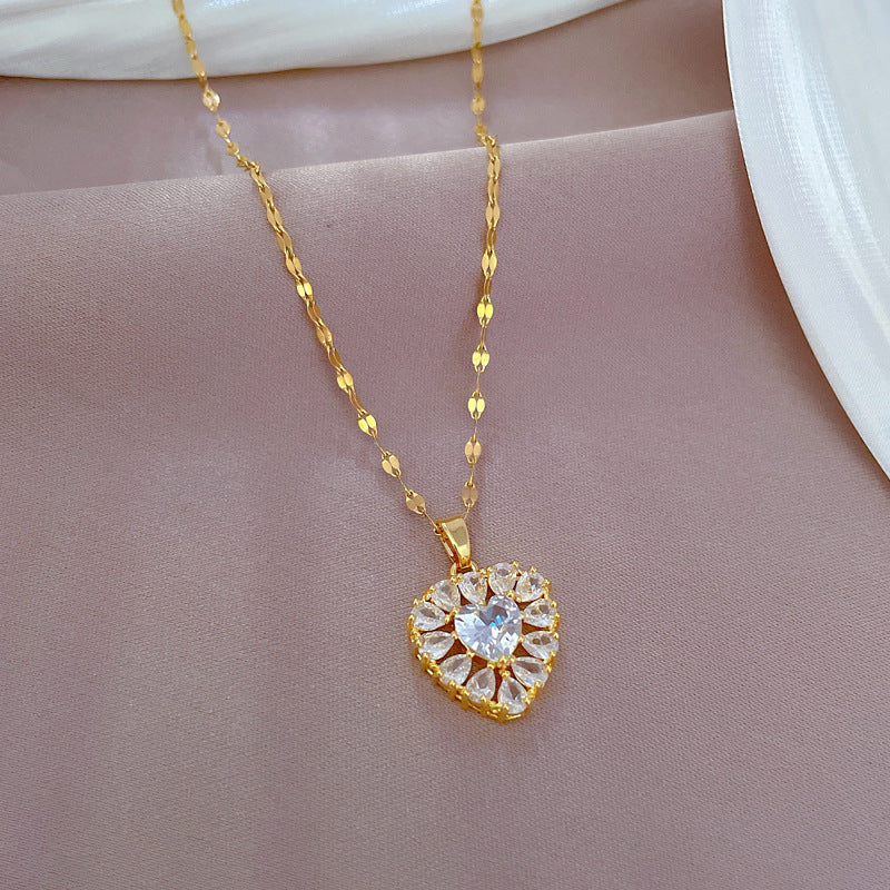 Elegant Heart Pendant Necklace – Sparkling Crystal in Gold Chain